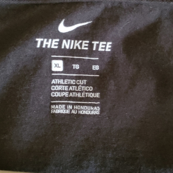 The Nike Tee - Picture 4 of 4